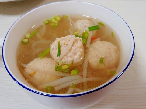 鶏団子ともやしのスープ